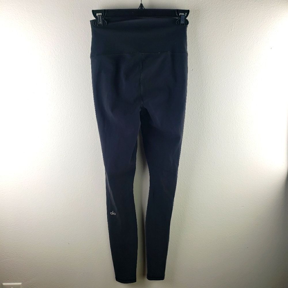 Women's ALO Black Preowned Cut Out Stretchy Yoga Pants Size XS - Picture 5 of 12